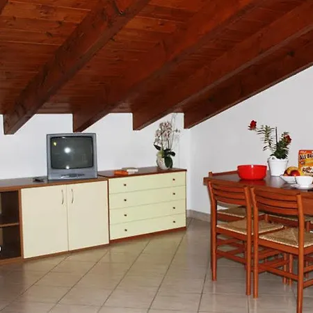 Campsite Village Isolino 3*
